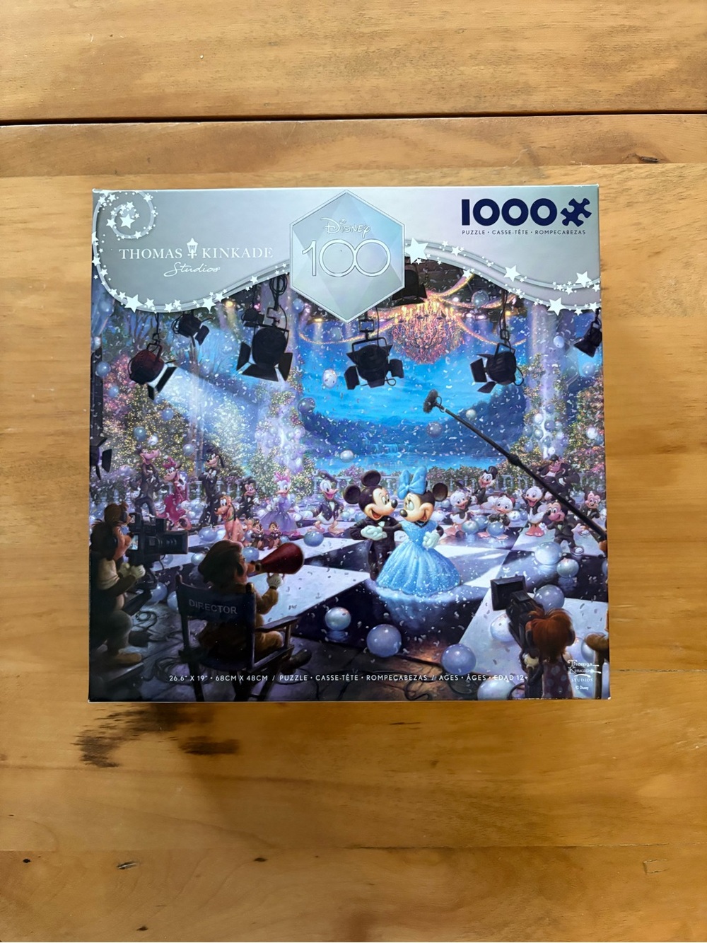 Thomas Kinkade Disney 1000-Piece Puzzle - Mickey & Minnie Holiday Scene